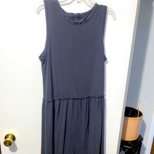 XL Aerie dark gray distressed tee maxi dress